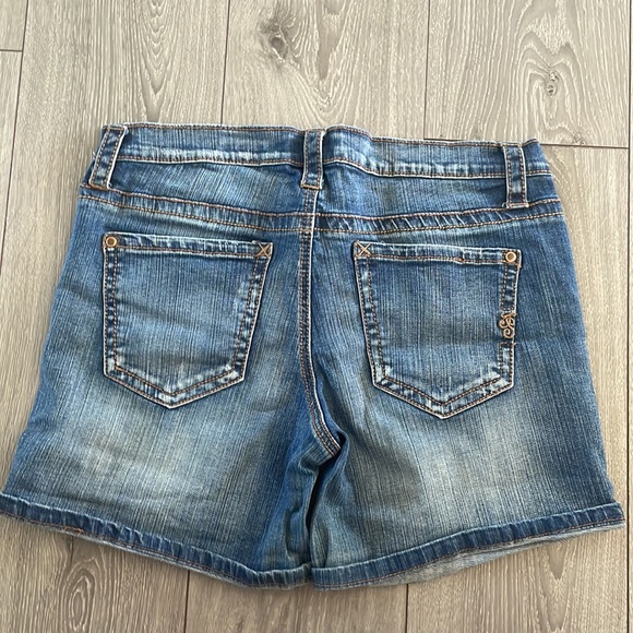 Jessica Simpson jean shorts - Picture 2 of 4